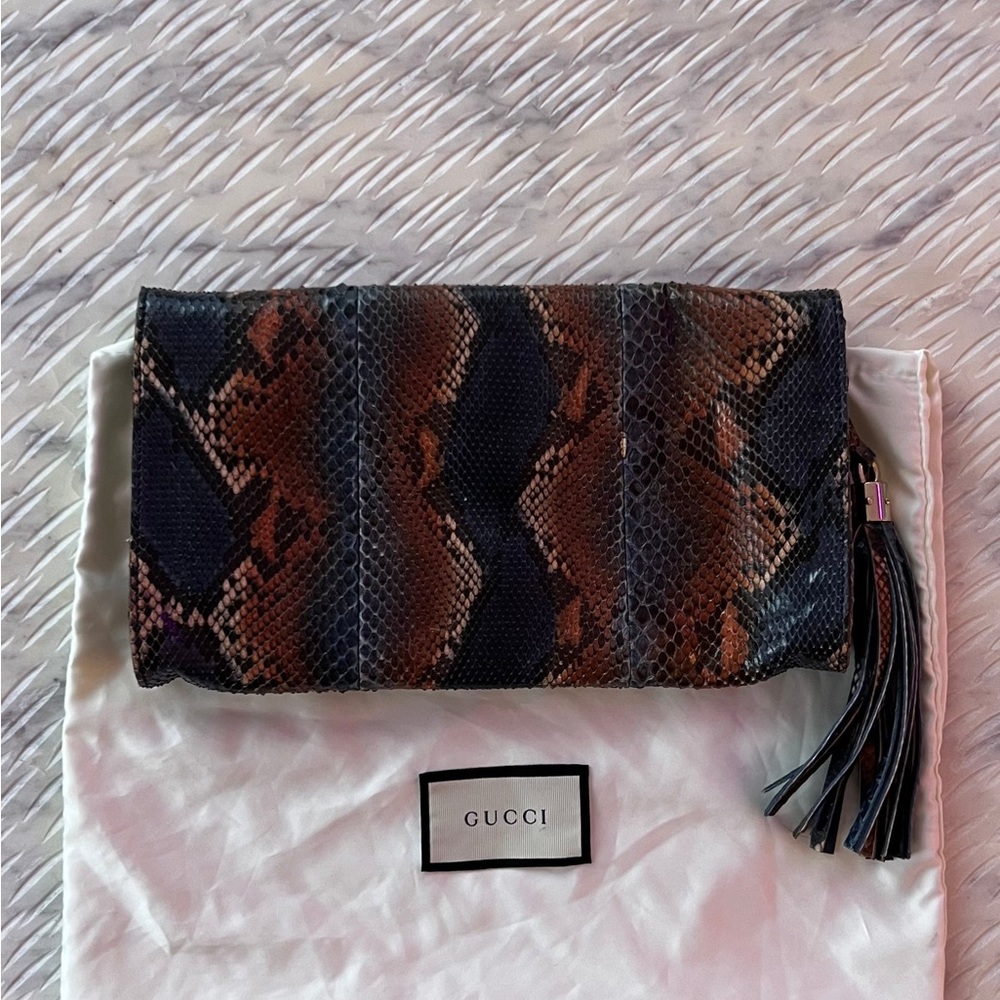 Gucci Python Sienna Clutch - Picture 4 of 9